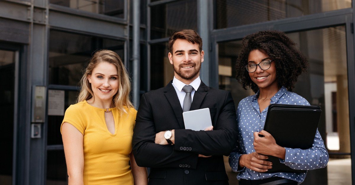 Three Mill Financial Partners advisors standing together, ready to help.